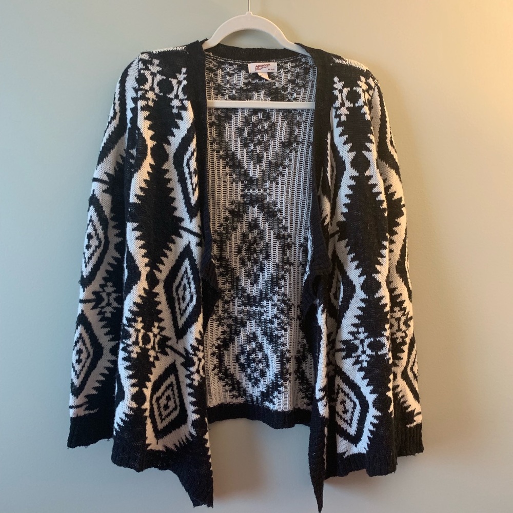 Juniors’ Arizona Aztec Oversized Cardigan